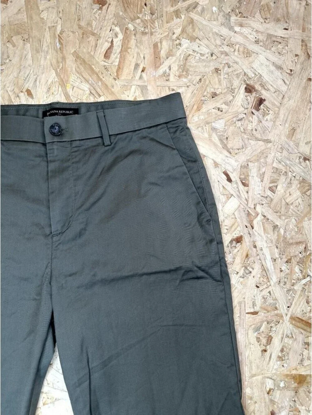 Banana Republic Slim Fit Chino Pants Mens 34x30 Olive Green Cotton Stretch
